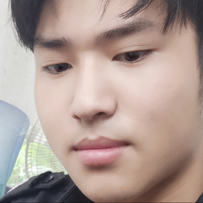 稳重等于巨人的照片