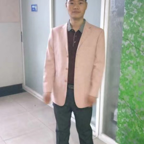 不解的愿巨人的照片