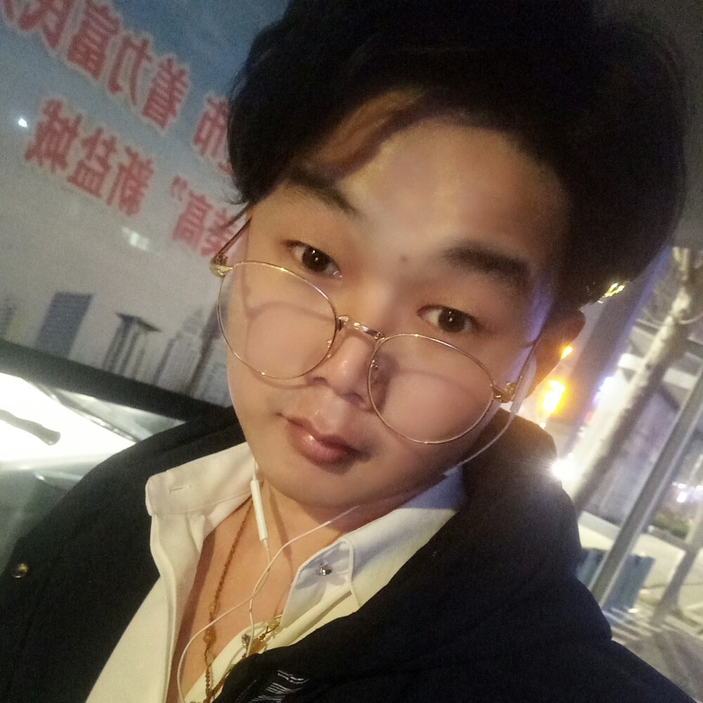 斯文无可取代的的照片