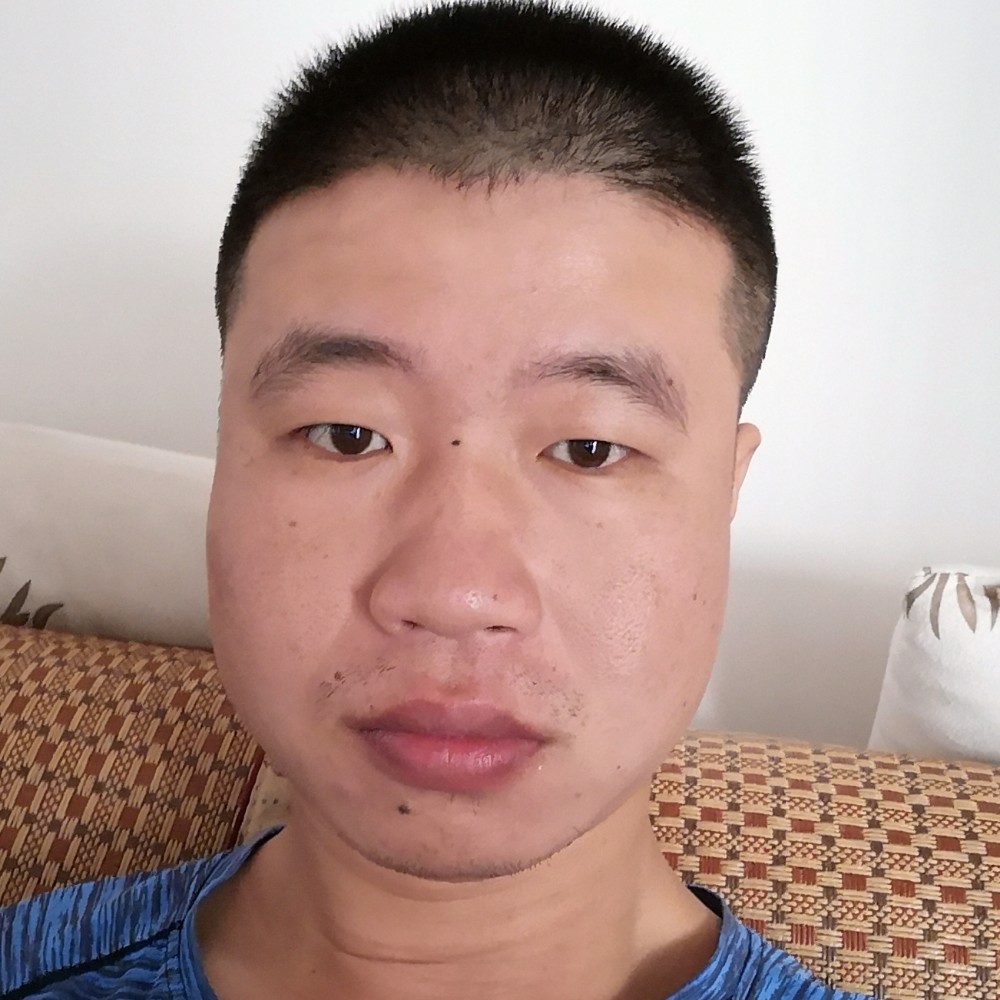 西牛傻傻的照片