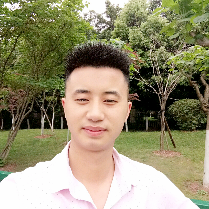阳光帅气哥的照片