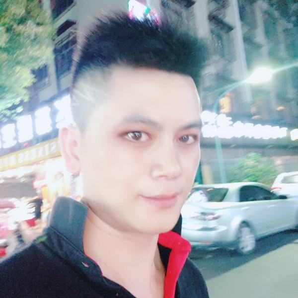 着急回首大炮的照片