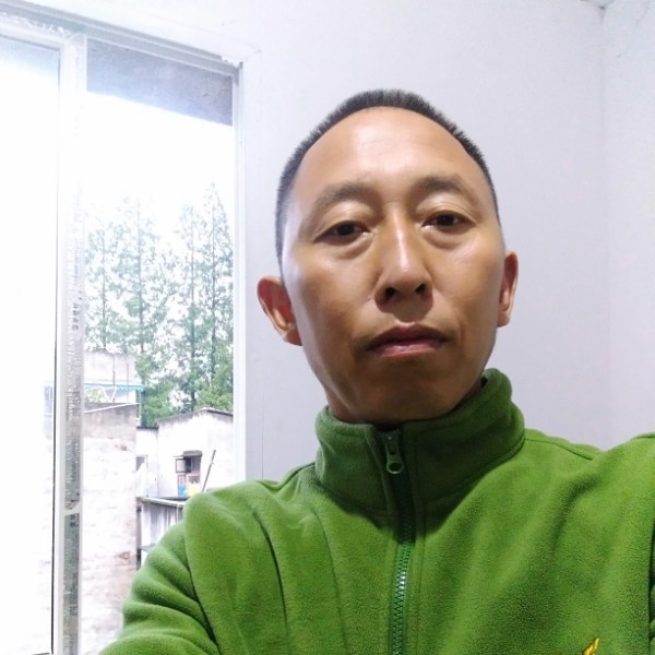 习严的照片