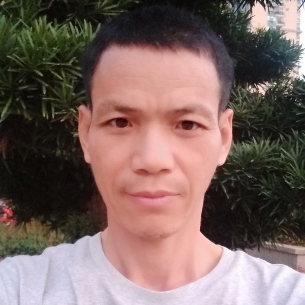 徐中的照片