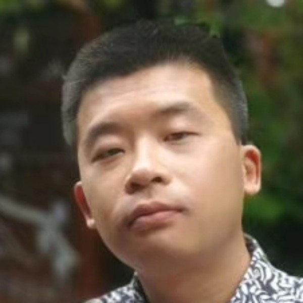 快乐有溪流的照片
