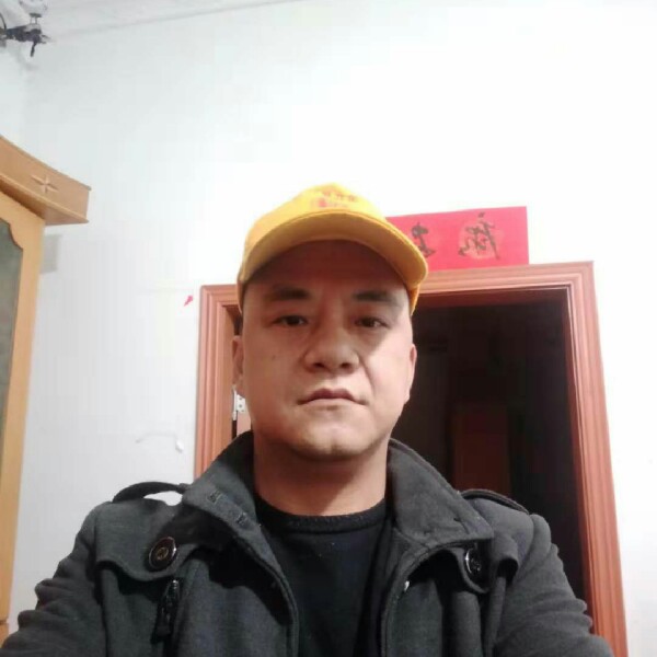 相亲相守的照片