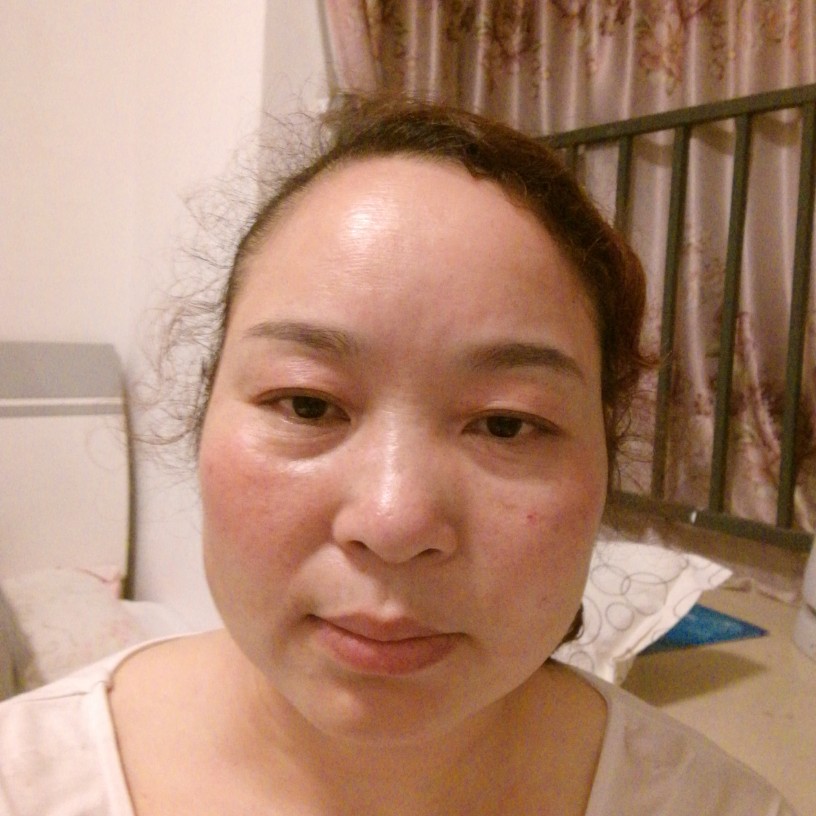 Yezhi012287的照片