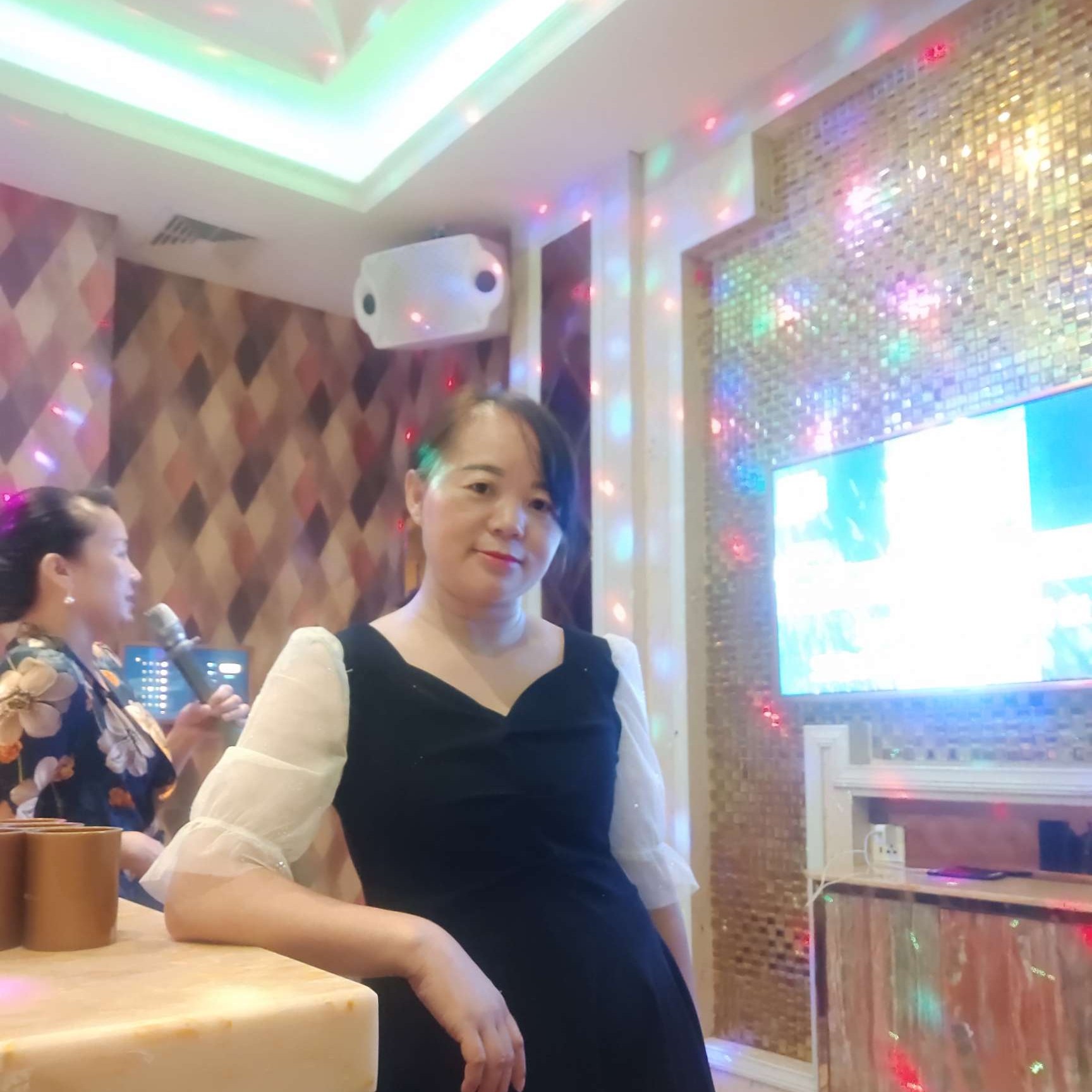 丝袜还勤奋的照片