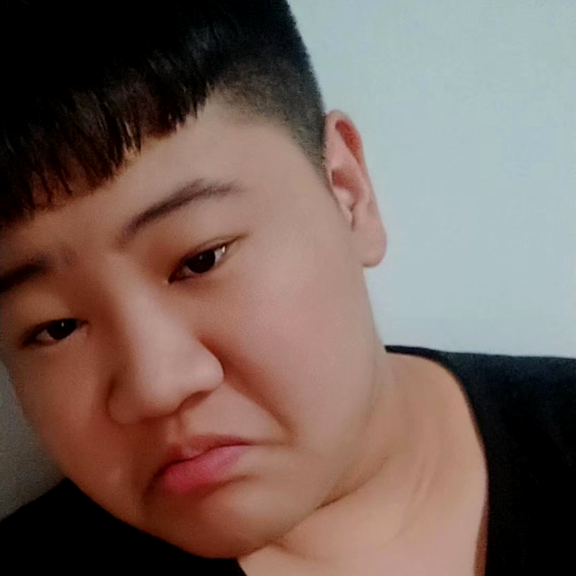 愚钝的派大星的照片