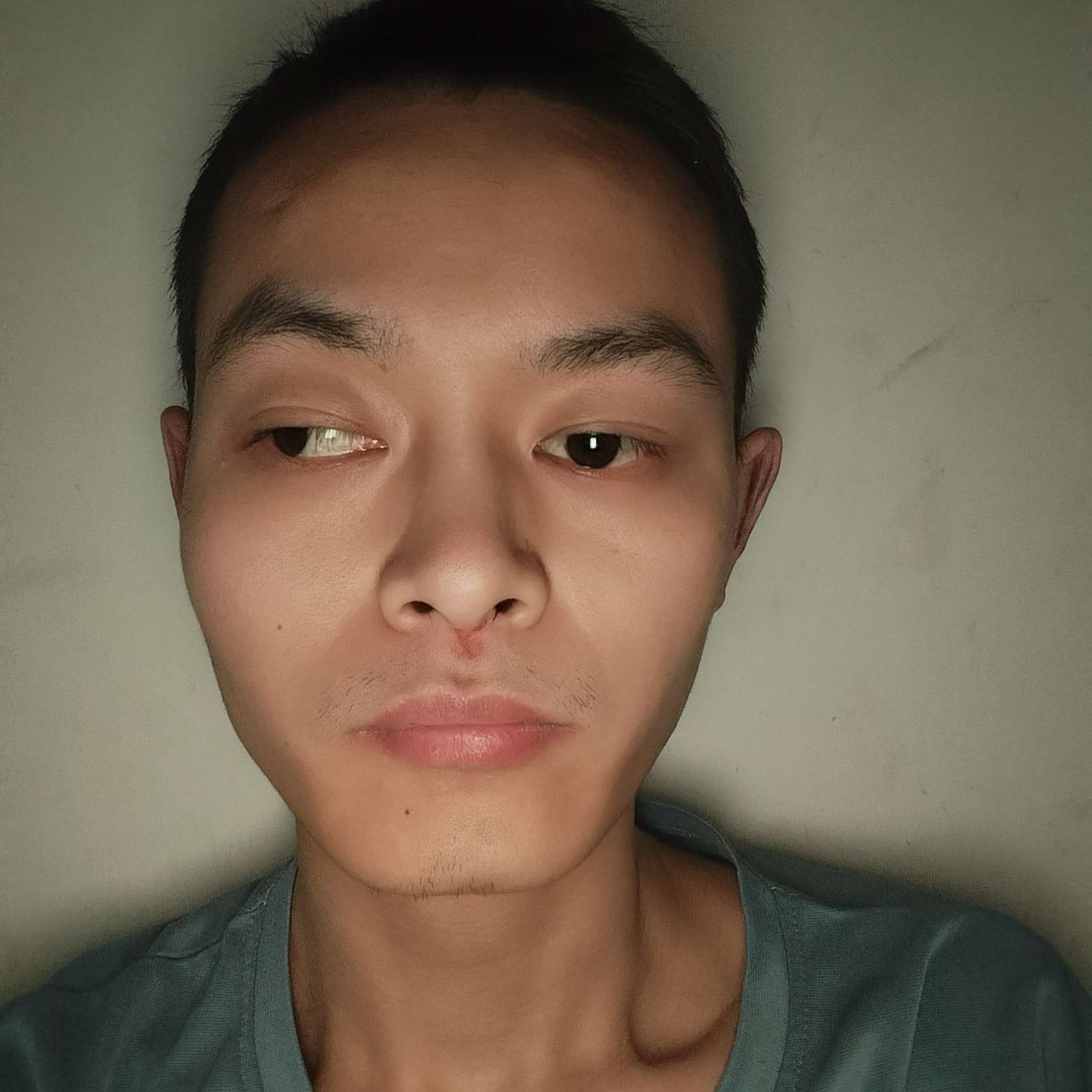 给你一口甜的照片