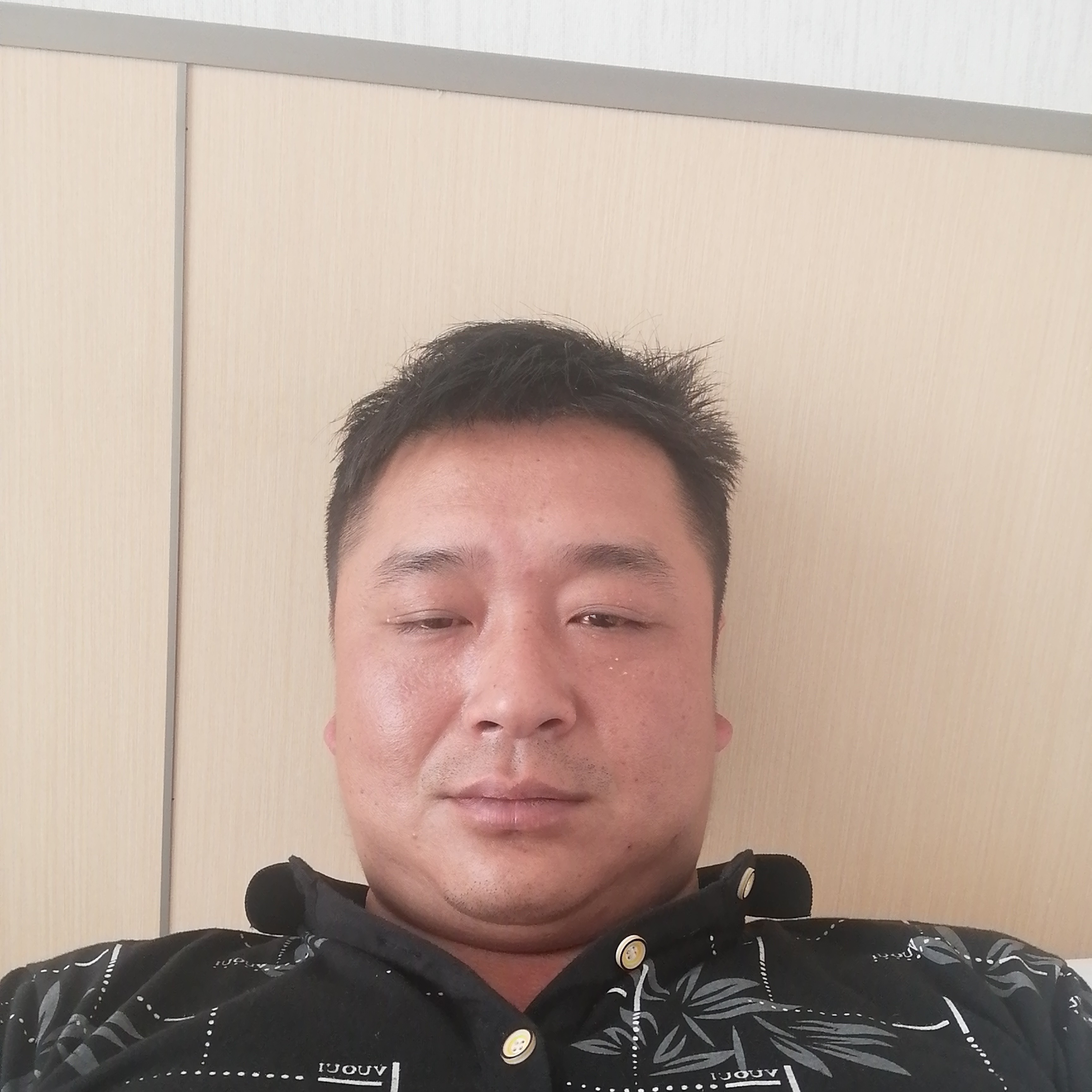 花痴等待汉堡的照片