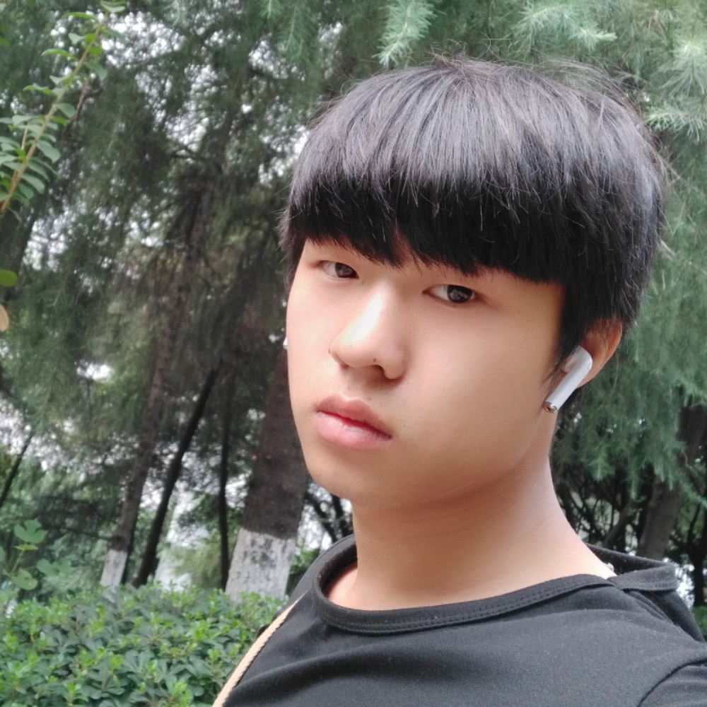 不解的凝眸眼睛的照片