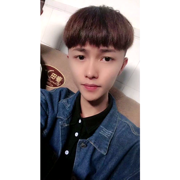 钟宇亮的照片
