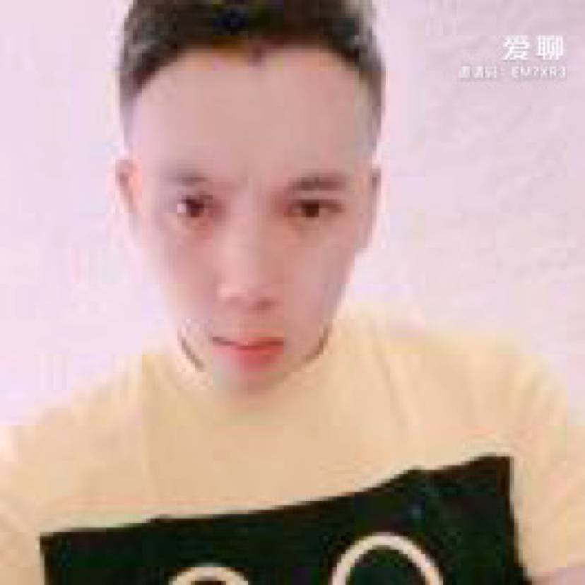 红玫瑰甜甜的照片