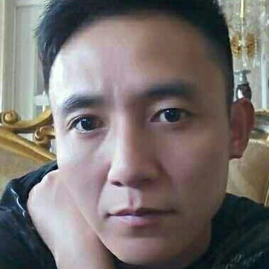 一 笑的照片