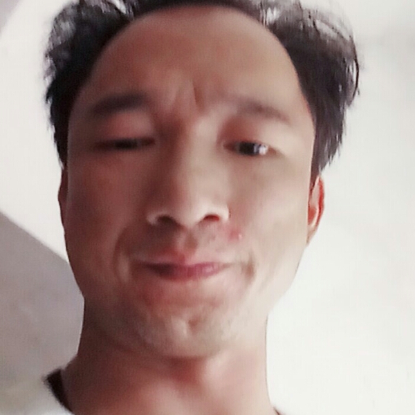 梁贤章的照片