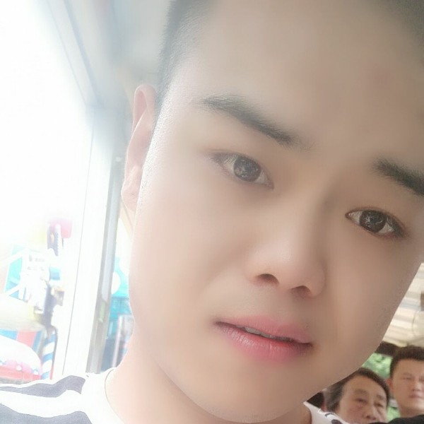 大明湖畔小柒子的照片