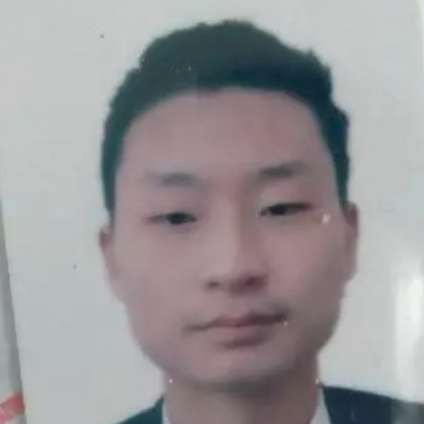 一种自私的爱的照片