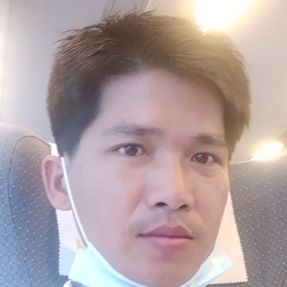 大象苦恋眼睛大的照片