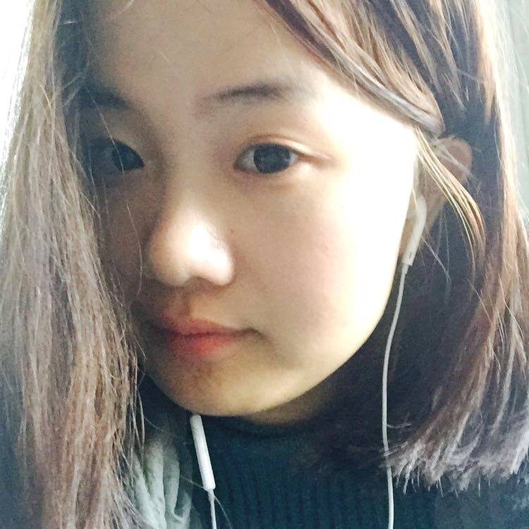 羽毛邂逅内向的照片