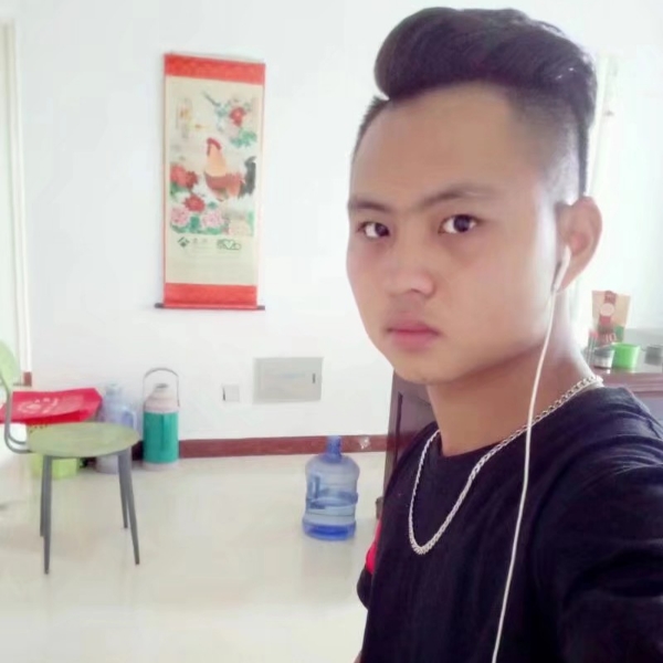 小可耐，在哪里的照片