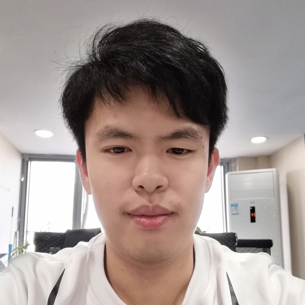 孝顺爱草莓的照片