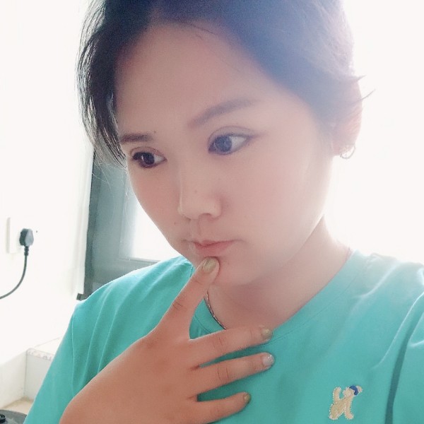 纯牛奶不加糖的照片