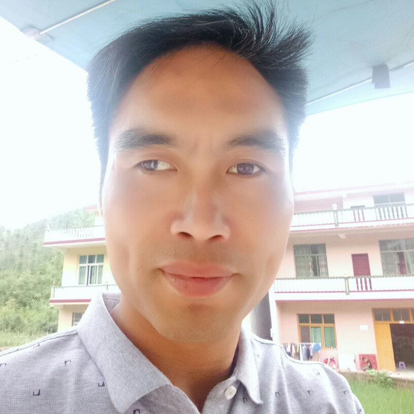 爱听歌漫步人生的照片
