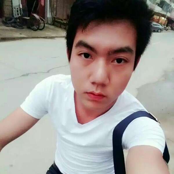 莫诺言的照片