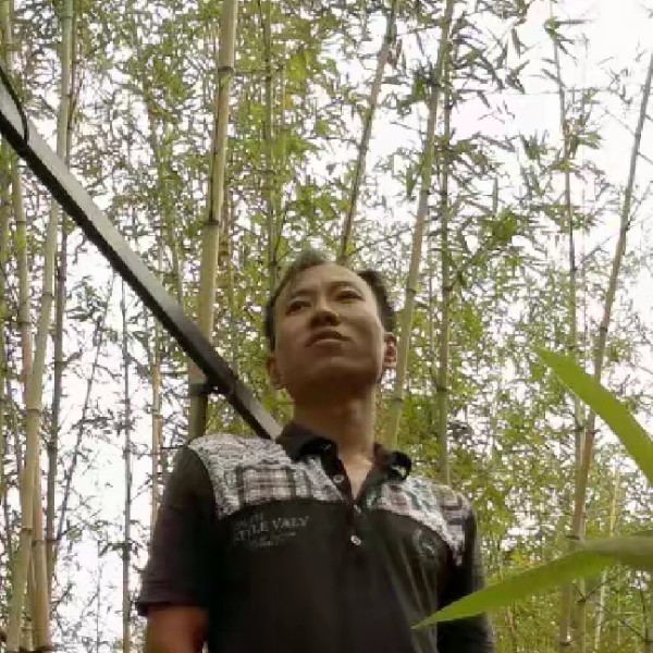向浩正的照片
