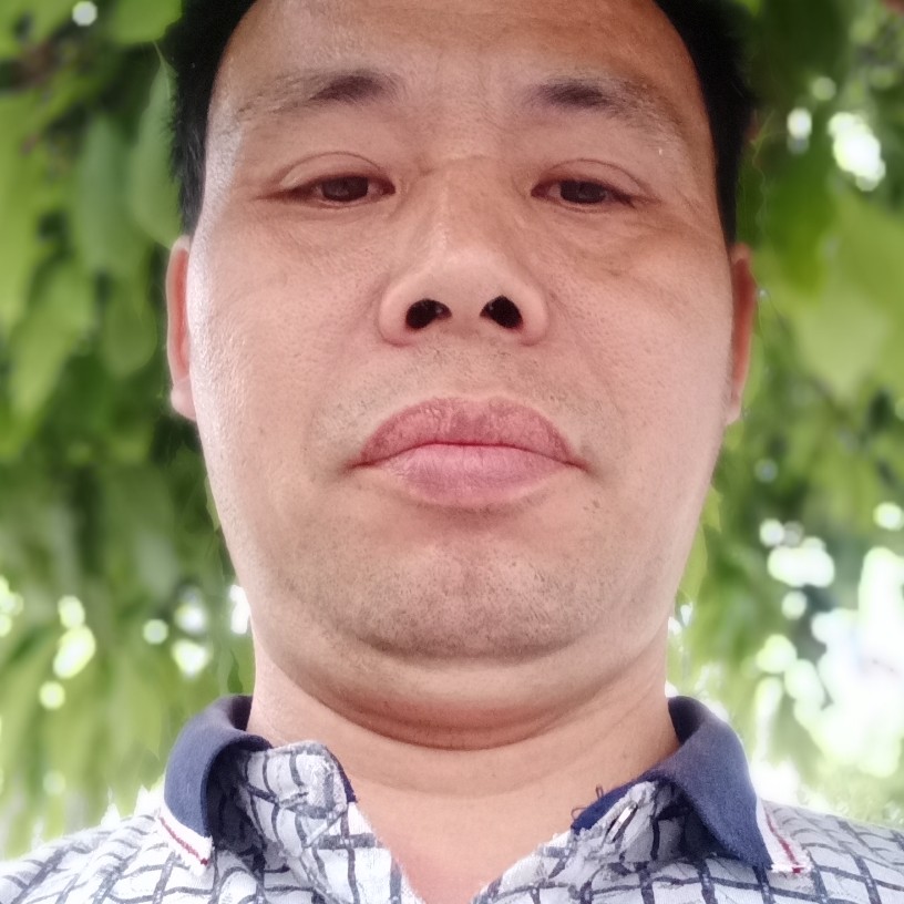 山里人黄小华的照片