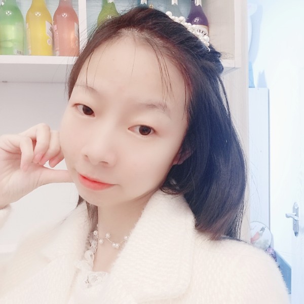 少倾城的照片
