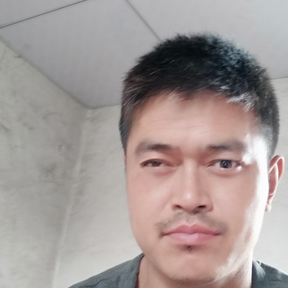 黄书晨的照片