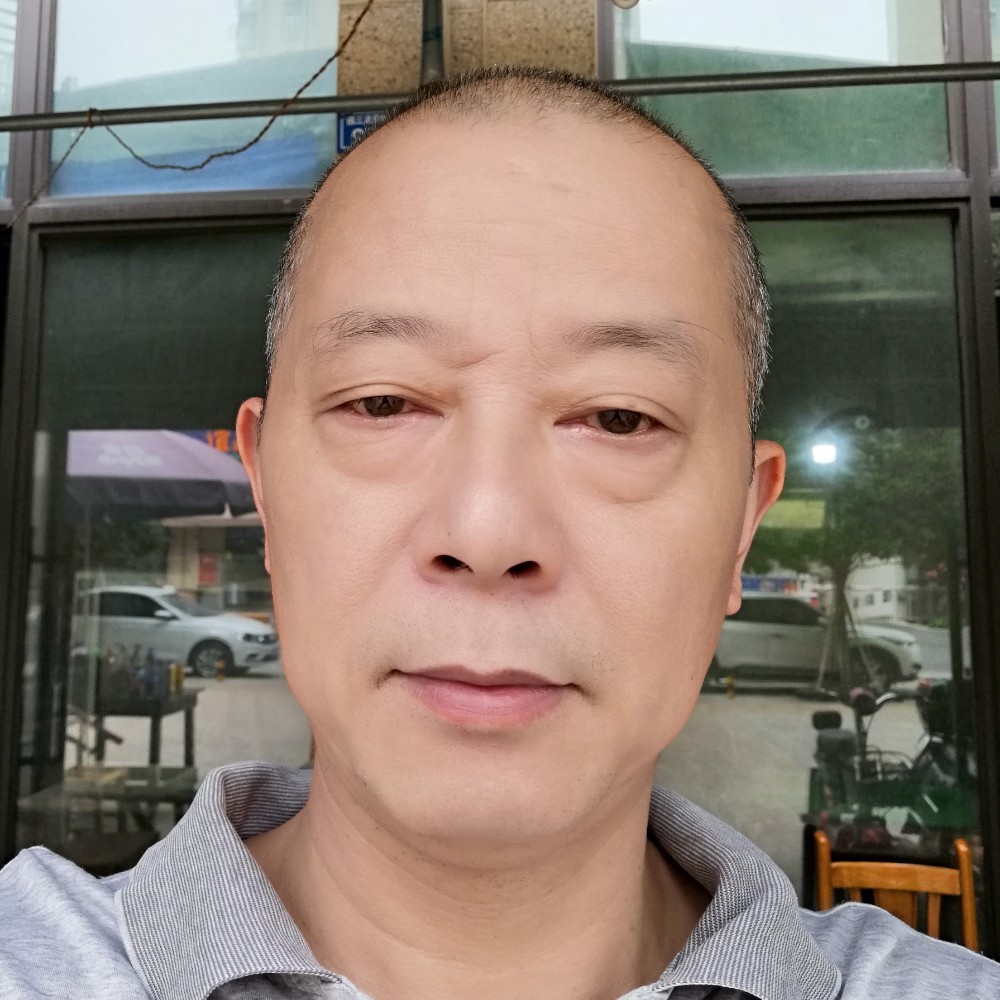 哥哥只是个传说的照片