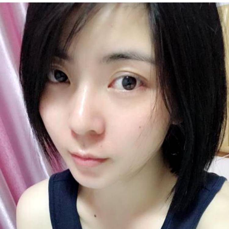 星晴云的照片