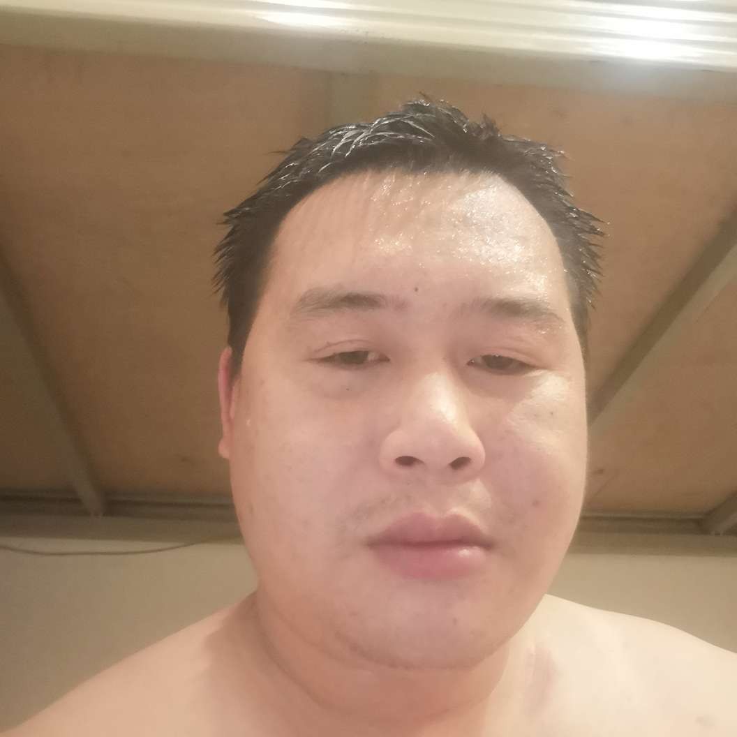 红玫瑰还狂野的照片