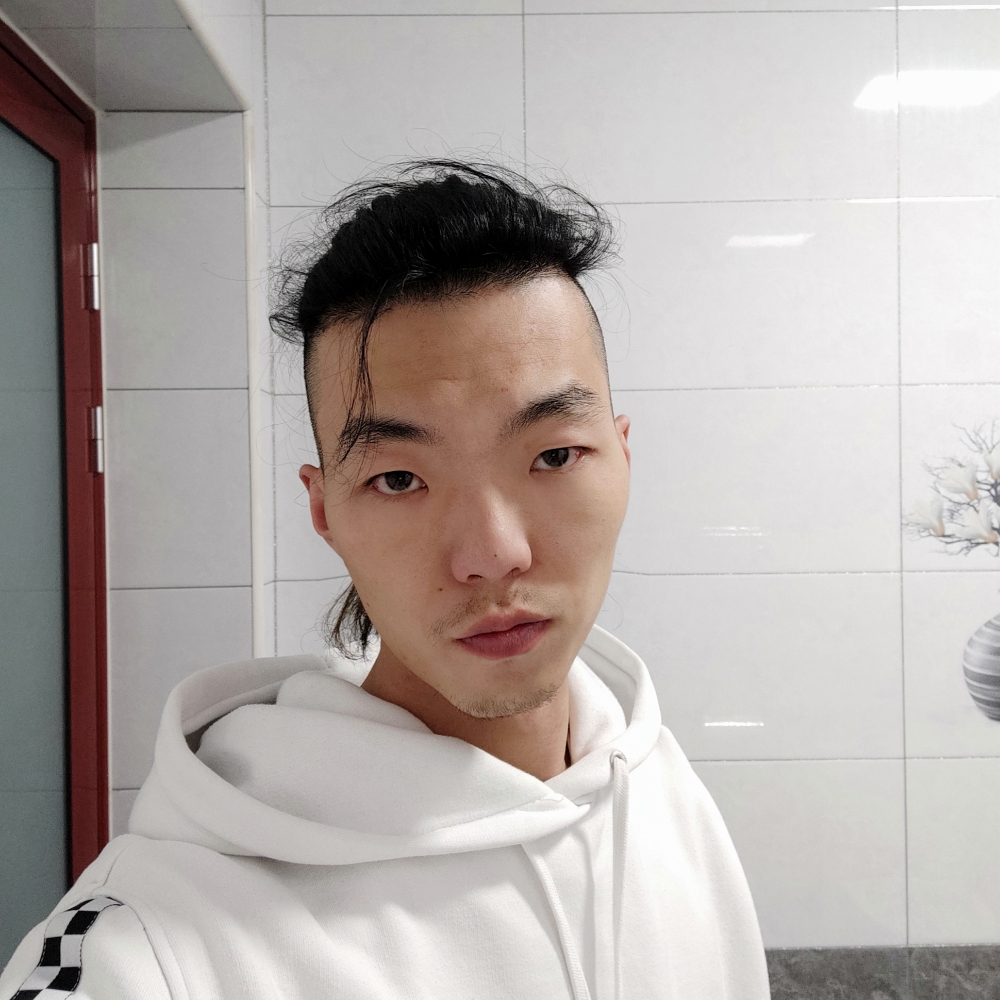 不安相许热狗的照片