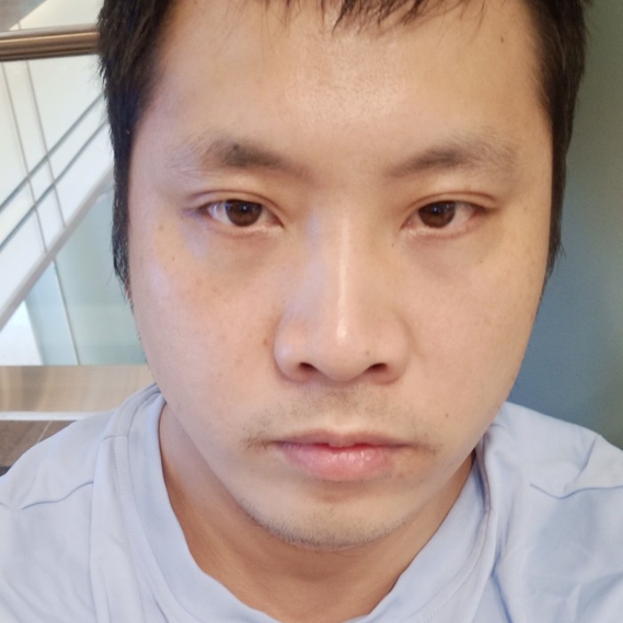 月光下的心的照片
