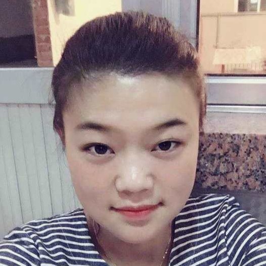 莫.杨杨的照片