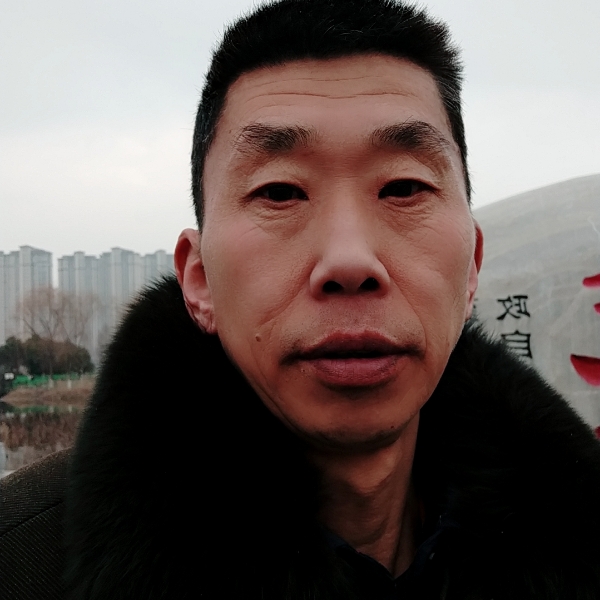 苦命者的照片
