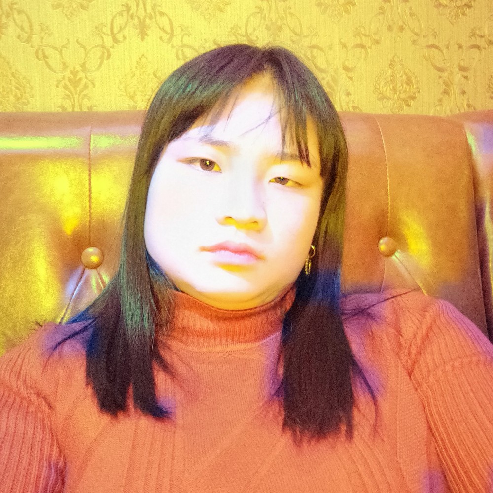 结实草莓123的照片