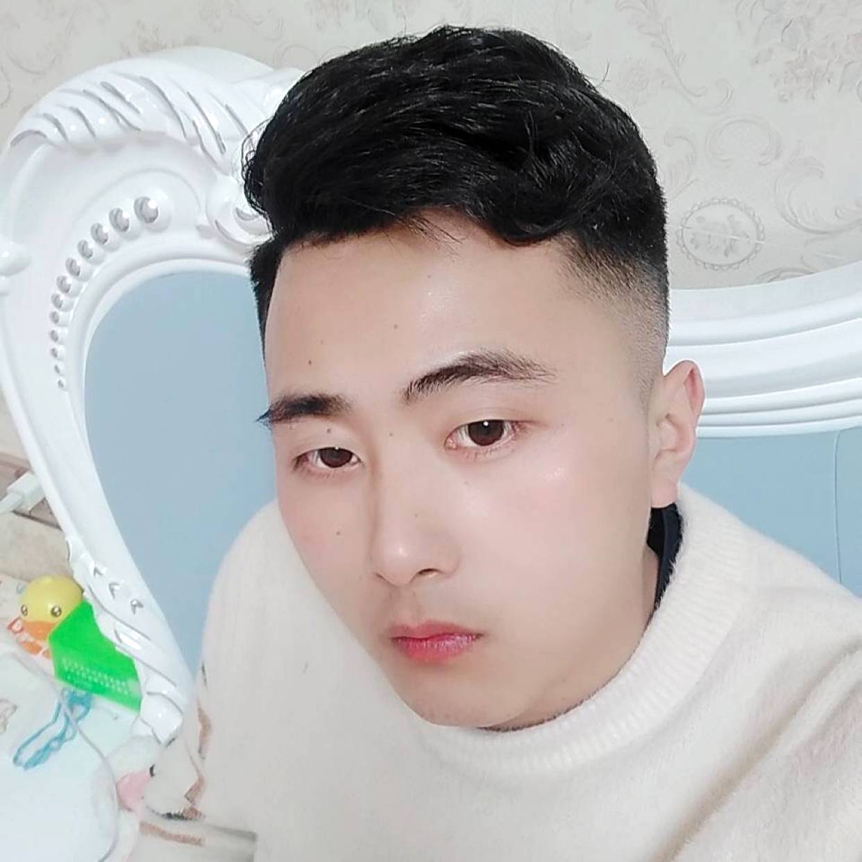 梦影闻机灵的照片