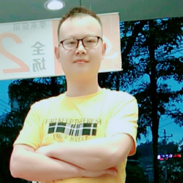 专注爱女王的照片