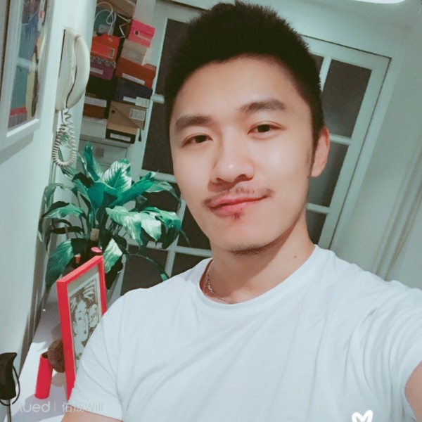 叶晟的照片