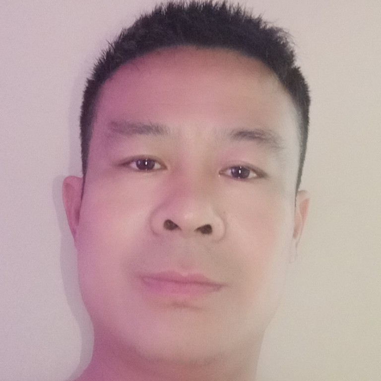 单薄爱鞋子的照片