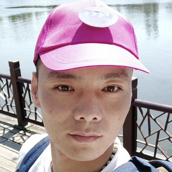 大白积极的照片