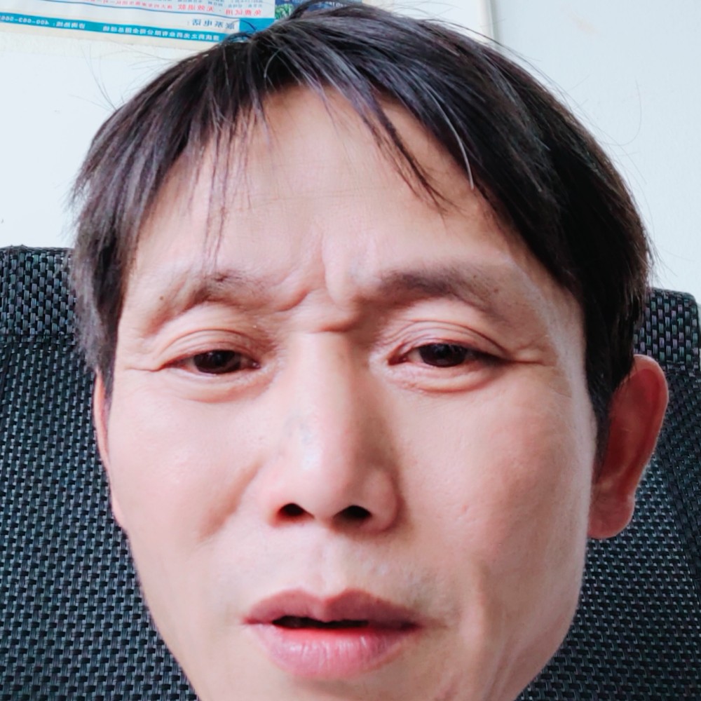 善良蹁跹可乐的照片