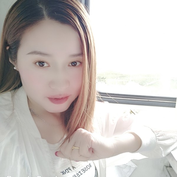 少女开朗的照片