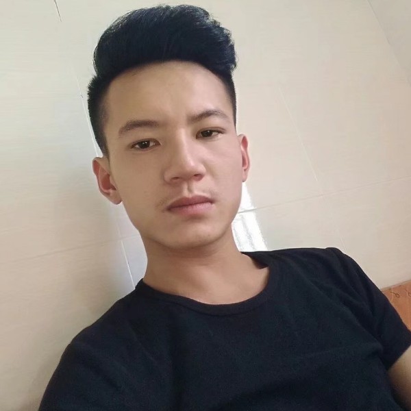 卢安权的照片