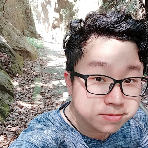 大脸小李的照片